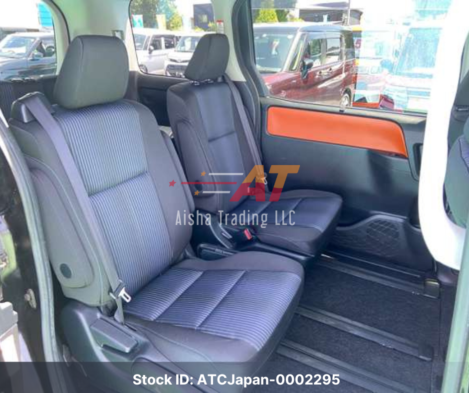 2017 Toyota Voxy